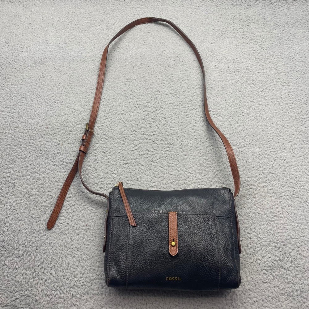 Fossil SHB1907 Gemma Black Pebbled Leather Crossbody Bag Organizer Handbag Purse